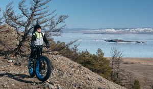 Fat tire electric bikes