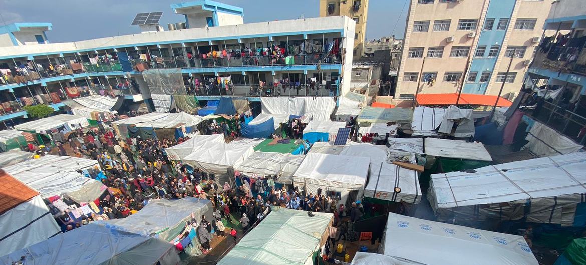 The congested Deir Al-Balah refugee camp in Gaza (January 2024). The congested Deir Al-Balah refugee camp in Gaza (January 2024).