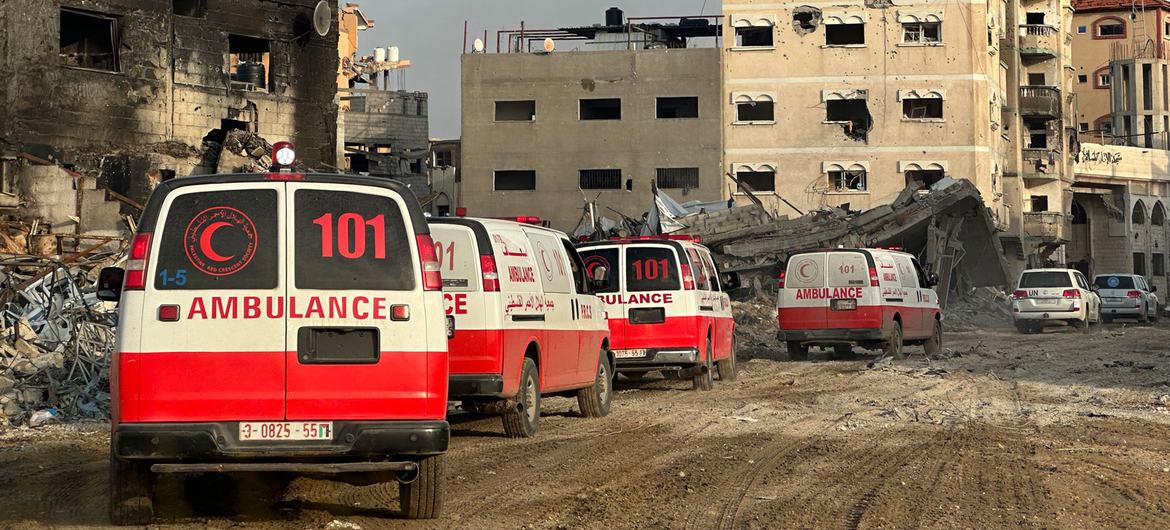 WHO and the Palestinian Red Crescent Society lead lifesaving missions to transfer critical patients from besieged hospitals in Gaza. WHO and the Palestinian Red Crescent Society lead lifesaving missions to transfer critical patients from besieged hospitals in Gaza.