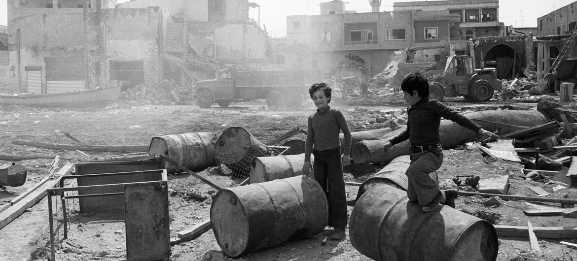 The heavily damaged buildings of the city of Tyre in southern Lebanon after an attack by the invading Israel forces in 1978. (file) The heavily damaged buildings of the city of Tyre in southern Lebanon after an attack by the invading Israel forces in 1978. (file)