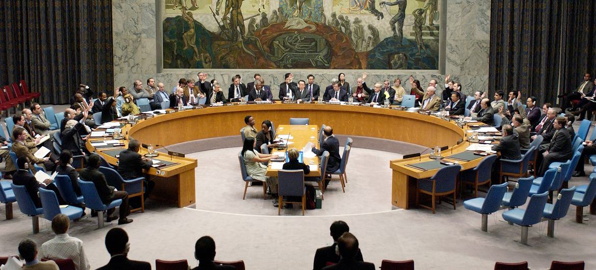 The UN Security Council votes to authorize the deployment of a multinational force to Haiti in 2004. (file) The UN Security Council votes to authorize the deployment of a multinational force to Haiti in 2004. (file)