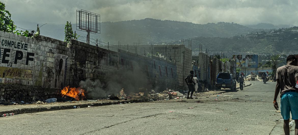 Fires burn on streets in the Cité Soleil area of Port-au-Prince. Fires burn on streets in the Cité Soleil area of Port-au-Prince.