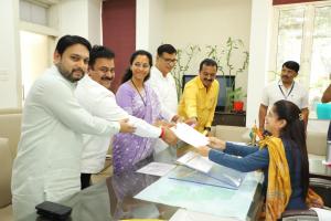 Supriya Sule files nomination from Baramati Loksabha seat
